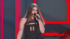 Gaia canta "Mas Que Nada"
