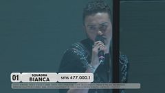 Michele Bravi canta "La vita breve dei coriandoli"