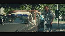 Trailer - Un divano a tunisi