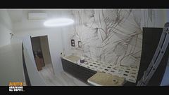 Living e cucina prendono forma