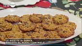Biscotti al muesli con miele