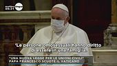 Papa Francesco scuote il Vaticano