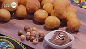 Frittelle di Carnevale alle nocciole