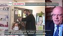 In diretta parrucchiere aperto per protesta
