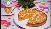 Torta con albicocche e rosmarino