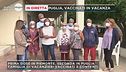 Un'intera famiglia vaccinata in vacanza