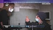 Roma, vive da 10 anni in uno spogliatoio abbandonato senza luce, acqua e gas.