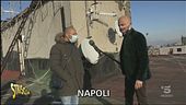 Degrado a Scampia, le "case dei puffi"