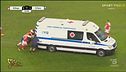 Striscia lo striscione, calciatori in mutande e gufate