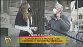 Milano, la mini pista ciclabile