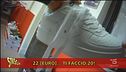 Merce contraffatta venduta in casa