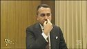 Luigi Di Maio e l'ispezione nasale fuorionda