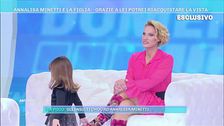 Annalisa Minetti e la figlia: grazie a lei potrei riacquistare la vista