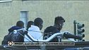 Immigrati, quartieri fuori controllo in mano agli irregolari