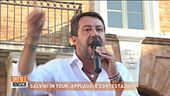 Salvini in tour, applausi e contestazioni