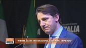 "Niente cassa integrazione, a lui maxi stipendio"