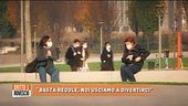 "Basta regole, noi usciamo a divertirci"