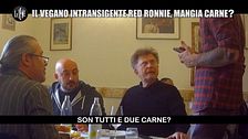 BELLO: Red Ronnie incastrato da un hamburger: lo scherzo al vegano intransigente