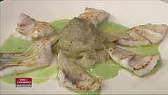 Strudel funghi e formaggio,  rombo brasato e galletto alla Rossini