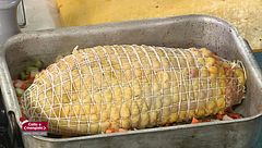 La ricetta perfetta per Natale: il cappone ripieno