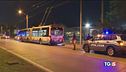 Terrore sul bus, 4 accoltellati