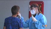 Primi test salivari e terza dose ai fragili