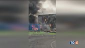 Milano, aereo cade su edificio: 8 morti
