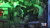 I contagi frenano le discoteche riaprono