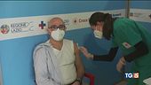 Vaccini, accelerazione per frenare le varianti
