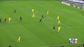 Il Napoli aggancia il Milan in vetta