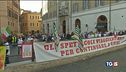 Protesta non si ferma "riaprire in sicurezza"