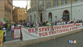 Protesta non si ferma "riaprire in sicurezza"