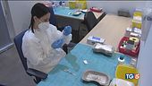 Vaccini e nuovi farmaci "Avanti con terze dosi"