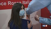 AstraZeneca si riparte, dosi anche in azienda