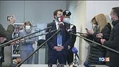Tra polemiche e veleni, sfida di Renzi a Letta