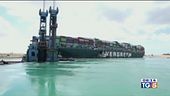 Suez, continuano le manovre