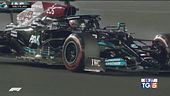 F1, Dubai ultimo atto Max e Lewis appaiati
