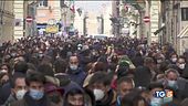 Contagi in crescita, stretta per le feste?