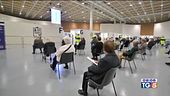 I vaccini corrono e i dati calano