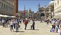 Turismo tra città d'arte e parchi a tema