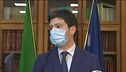 Contagi in crescita, "Avanti coi vaccini"