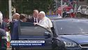 Papa Francesco lascia il Gemelli