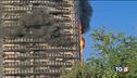 Palazzo di 15 piani in fiamme a Milano