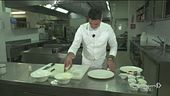 Pasquale Palamaro, chef stellato e pescatore che utilizza le meduse