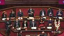 Conte strappa una maggioranza corta