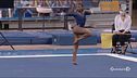 Lo spettacolo della ginnasta Nia Dennis