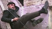 Regala sorrisi il Chaplin pakistano