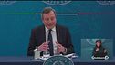 Vaccini, Draghi sprona le regioni