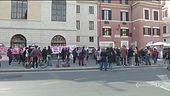Proteste nella giornata del teatro