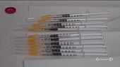 Vaccini, caccia agli scettici